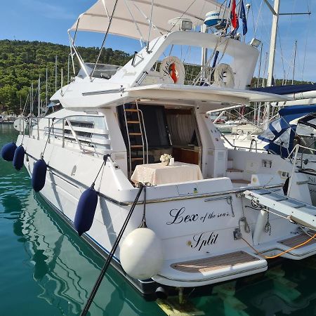 Luxury Yacht - Lex Of The Seas Hotell Split Eksteriør bilde