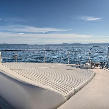 Luxury Yacht - Lex Of The Seas Hotell Split Eksteriør bilde