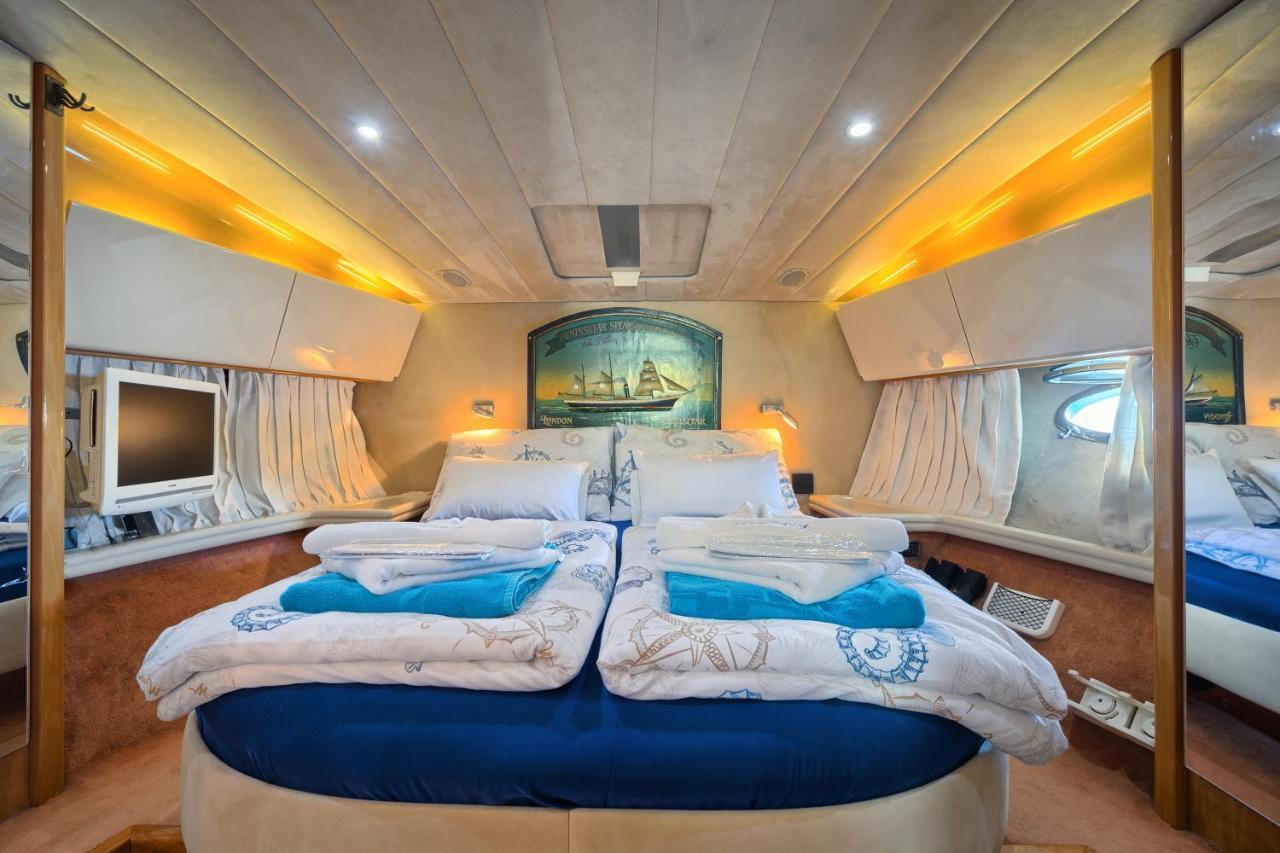 Luxury Yacht - Lex Of The Seas Hotell Split Eksteriør bilde
